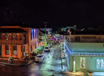 barbados/crane-beach/shop/limegrove-lifestyle-centre
