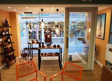 estonia/soomaa-national-park/shop/domini-leather