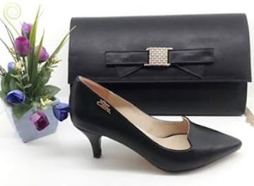 france/centre-val-de-loire/shop/the-high-heel-shop