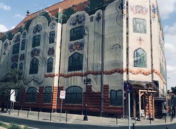 hungary/kiskunsag/shop/cifra-palace