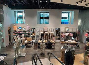 belgium/ostend/shop/jack-jones