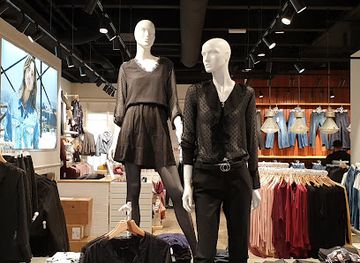 austria/lunersee/shop/only