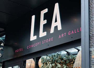 belgium/durbuy/shop/lea-art-gallery-und-ship