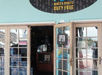 the-bahamas/lucaya/shop/700-wines-spirits-duty-free