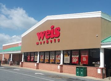 maryland/gaithersburg/shop/walnut-hill-shopping-center