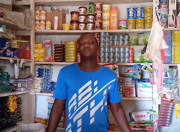 cameroon/adamawa-plateau/shop/boutique-oumarou