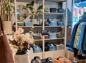 norway/oslo/grunerlokka/shop/tint