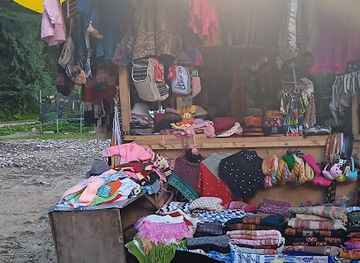 india/manali/old-manali/shop/riya-emporium