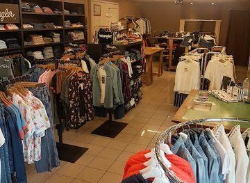 italy/perugia/shop/upperstore-perugia