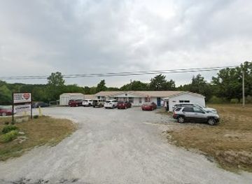 missouri/pomme-de-terre-lake/shop/hickory-county-cares-thrift-store