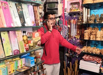 india/varanasi/assi-ghat/shop/n-m-emporium