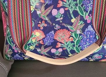 texas/lost-maples-state-natural-area/shop/julien-s-a-lifestyle-store-jon-hart-consuela-handbags-jan-barboglio-vietri-more