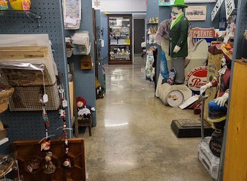 arkansas/fort-smith/shop/grand-antiques-collectibles