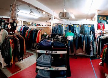 florida/pensacola/shop/rocket-anyway-vintage