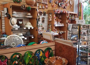 panama/gamboa/shop/souvenirs-la-ronda