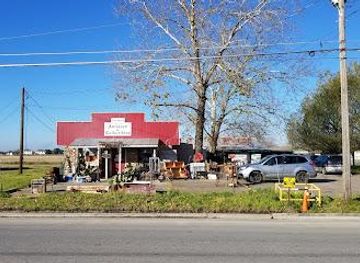 texas/new-braunfels/shop/lockhart-antiques