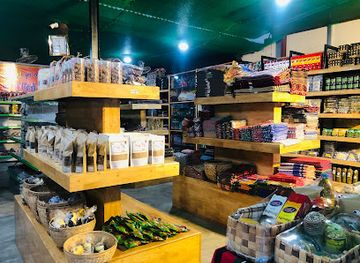 myanmar-burma/tanintharyi-region/shop/yadanarmoe-anyarlatsaung
