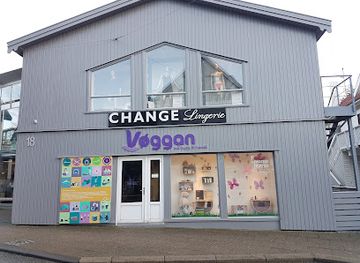 faroe-islands/torshavn/shop/voggan
