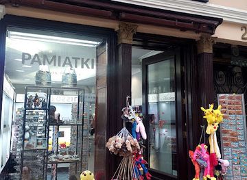 poland/torun/shop/obok-osiolka-sklep-z-pamiatkami-torun