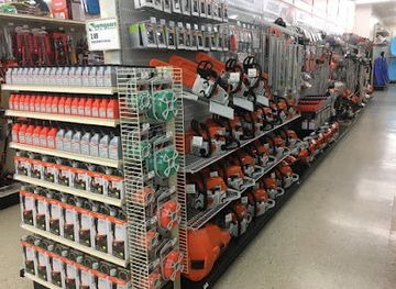 wyoming/buffalo-bill-state-park/shop/bomgaars