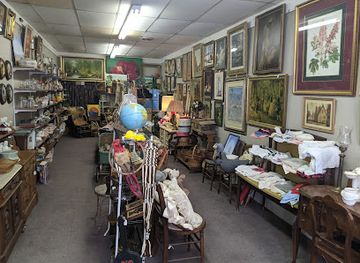 nebraska/central-nebraska/shop/the-antique-shoppe