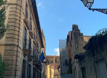 spain/oviedo/shop/espacio-451