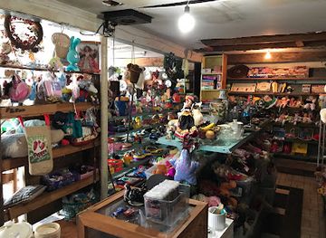 alabama/weiss-lake/shop/the-garage-sale