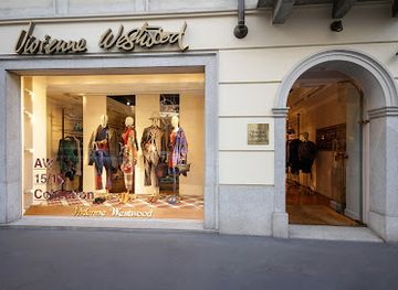 italy/milan/porta-venezia/shop/vivienne-westwood