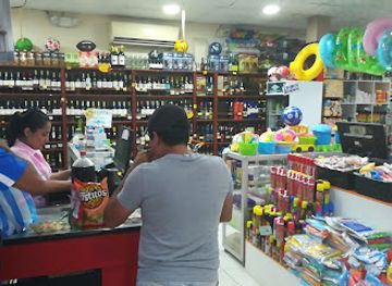 chile/easter-island/shop/stop-and-shop