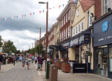 united-kingdom/hertfordshire/shop/garden-square-shopping-centre