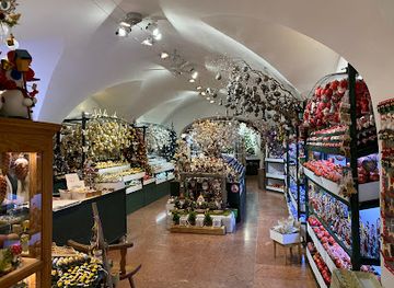 austria/salzburg/shop/christmas-easter-store