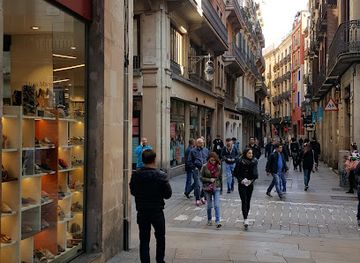 spain/catalonia-pyrenees/shop/sanovation-barcelona-leather-jackets-belt-boutique