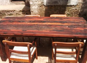 kenya/lamu-island/shop/lamu-fine-antique-furniture-gallery