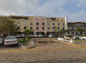 mexico/puerto-vallarta/marina-vallarta/shop/super-fashion