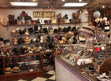 massachusetts/salem/shop/emporium-32