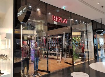 germany/frankfurt/shop/replay