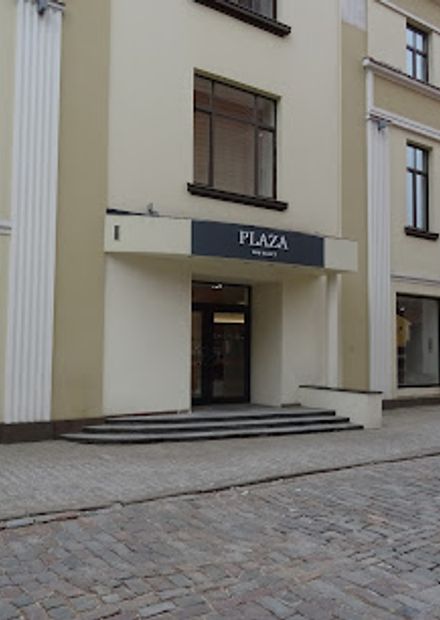 PLAZA OUTLET