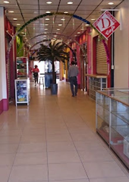 Down Town Plaza
