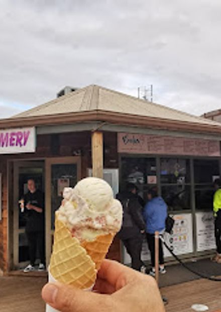 Coolas Icecreamery