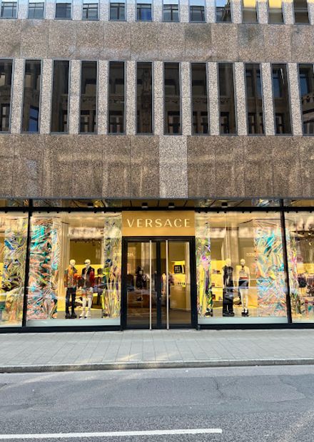VERSACE