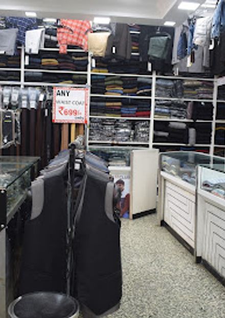 Uncle’s Shop