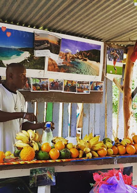Simon’s Fruit Shop