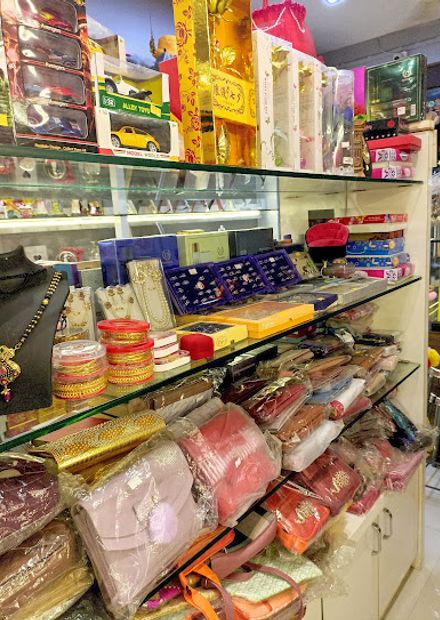 UNIQUE GIFT SHOPEE