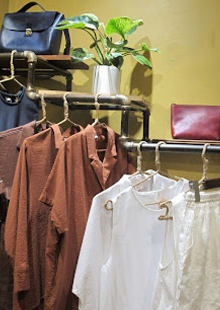 aN Store