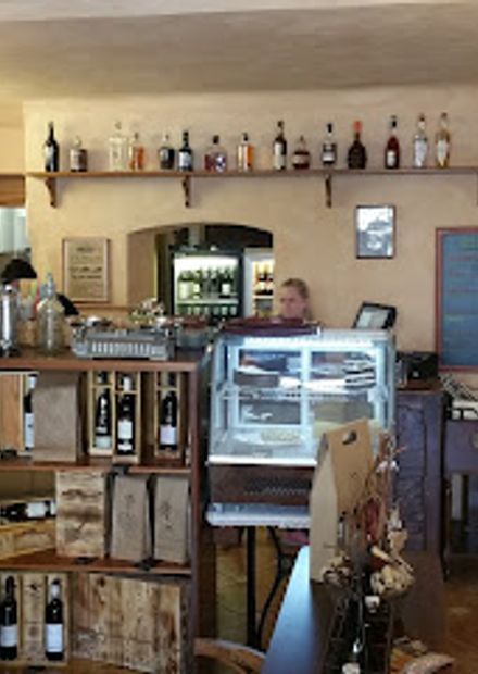 (No) Wine Cafe