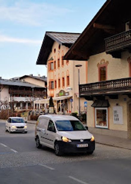 Adeg Supermarkt