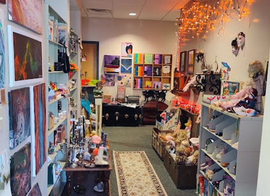 michigan/muskegon/shop/puzzle-s-oddities-and-ends