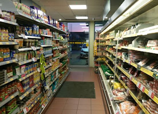 guernsey/forest/shop/coop-en-route-forest