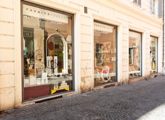 italy/bologna/shop/fabrica-features-fab-feat-store