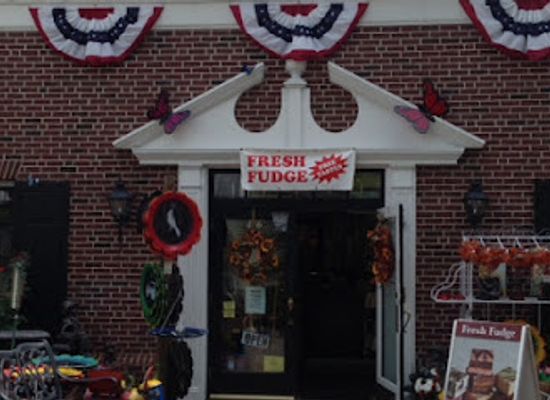 missouri/branson/shop/dickens-gift-shoppe